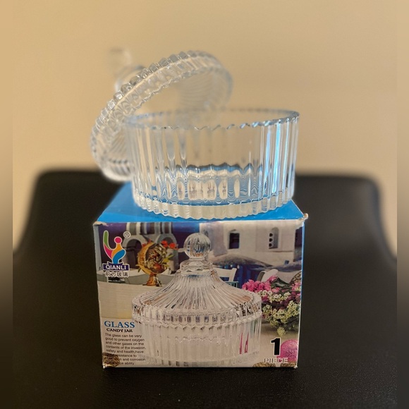 Classic Glass Candy Jar - Picture 3 of 3